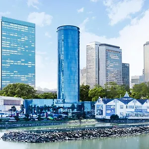 5* Otel Sky Tower